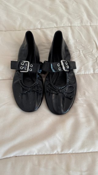 Bailarinas Bershka hebilla negras T.37