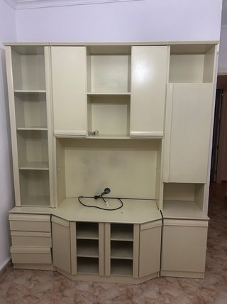 Mueble modular de salón con vitrina y almacenaje