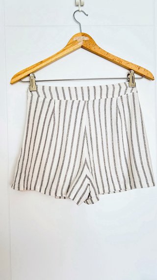 Shorts con minifalda de lino y viscosa