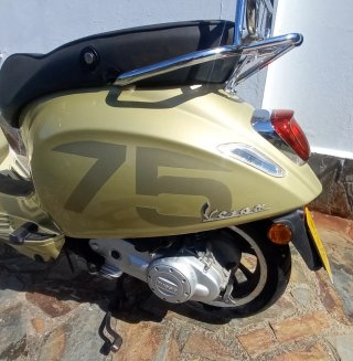 Vespa Primavera 50cc Aniversario Oro