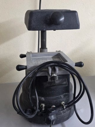 Termoformadora Dental T&S 202