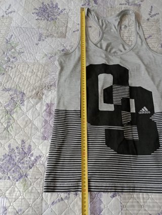 Canottiera sportiva Adidas grigia e nera