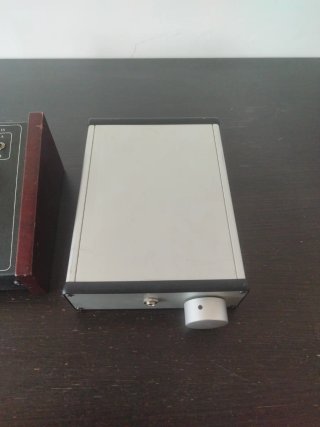 Controlador de monitoreo y Amp de auriculares