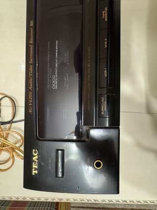 Amplificador TEAC Dolby Pro Logic Negro