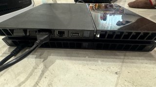 Consola PS4 (PlayStation 4) Negra
