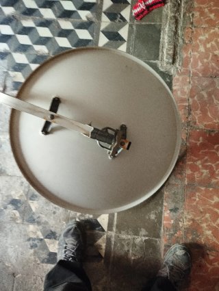 Antena Parabólica Televes 60cm y también soporte