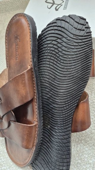 Sandalias LURUEÑA Marrones Piel