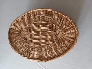 Cesto antiguo de ratán