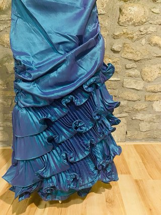 Vestido fiesta largo azul brillante
