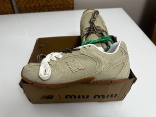 New Balance x Miu Miu Beige/Verde