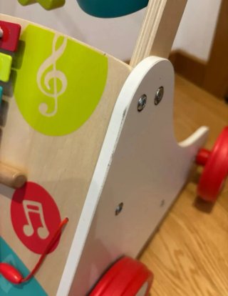 Andador correpasillos musical madera