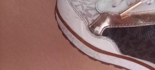 Zapatillas Michael Kors Blancas y Doradas