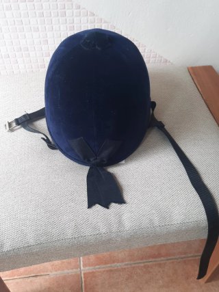 Casco nuevo Hípico Herbert Johnson Azul.