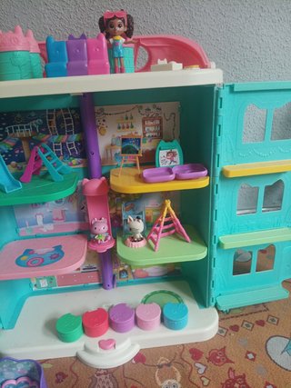 Casa de muñecas GABY completa