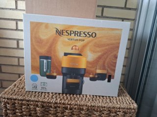 Cafetera Nespresso Vertuo Pop Nueva