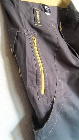 Pantalón surfero vintage Mistral gris