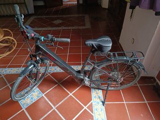 Bicicleta Eléctrica Atom Street BH