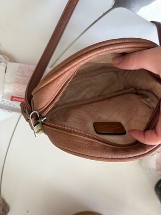 Bolso bandolera marrón y beige