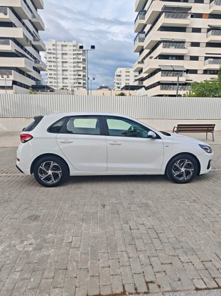 Hyundai i30 2022 - Hibrido - 1 año Garantia - ECO