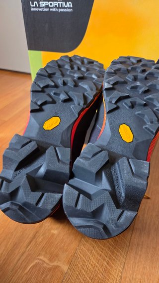 Botas La Sportiva AEQUILIBRIUM HIKE GTX
