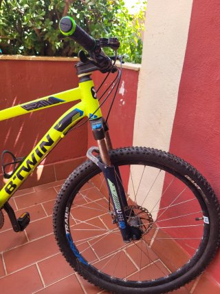 Bicicleta Montaña 27.5 BTWIN ROCK RIDER