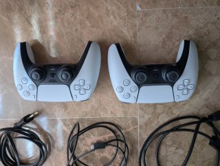 Ps5 Slim Digital 1TB + 2 Mandos