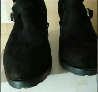 Scarpe/Stivaletti neri con fibbie donna