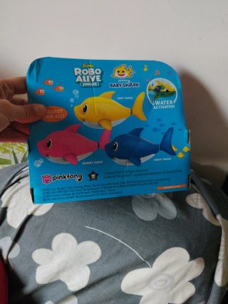 Juguete de baño Baby Shark rosa