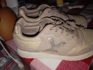 Zapatillas Munich Beige/Oro Talla 36