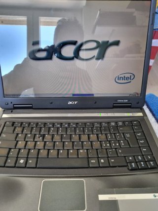 Acer Extensa 5220 con Caricabatteria Universale