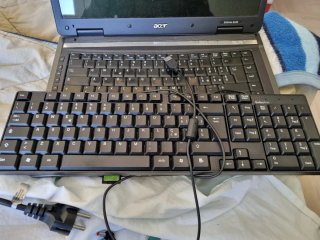 Acer Extensa 5220 con Caricabatteria Universale