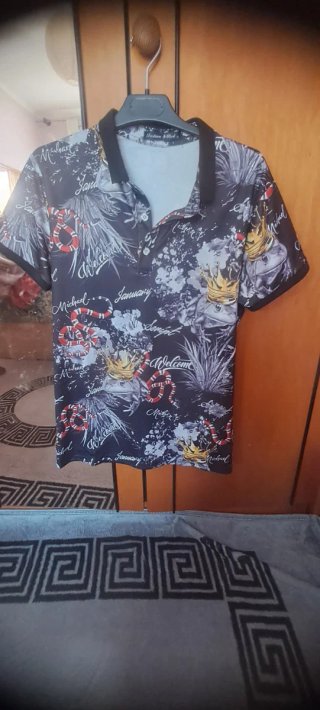 vendo un lote de ropa de marca hombre tallas M S