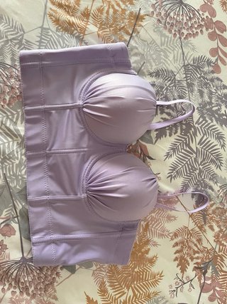 Corsé lila con tirantes