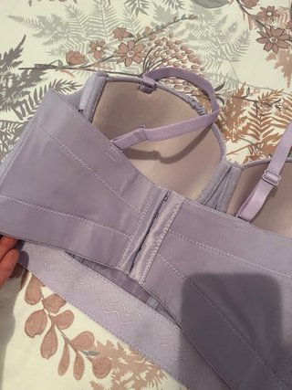 Corsé lila con tirantes