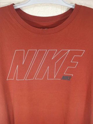 Camiseta Nike Tee Dri Fit talla L R310