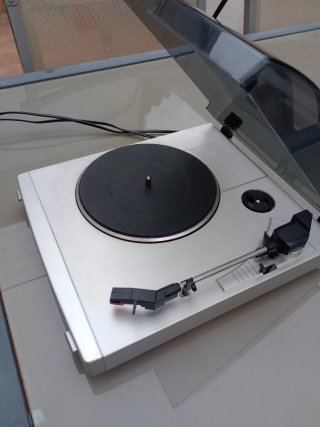 Tocadiscos Kenwood P-100