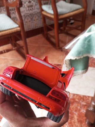 Coche de colección Dodge Viper rojo escucho oferta