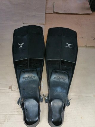 Aletas buceo Talla 42/43 con escarpines