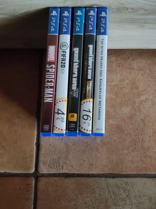 Pack 4 Juegos PS4: Spider-Man, FIFA 20, GTA V, 7DS