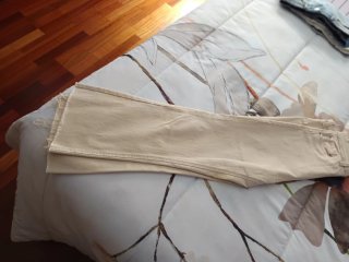 Pantalón vaquero ancho beige