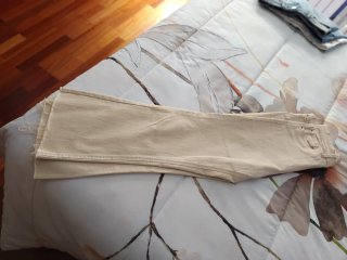 Pantalón vaquero ancho beige
