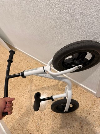 Bici de aprendizaje blanca