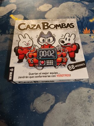 Una Aventura Salvaje y cazabombas. Juego de Mesa