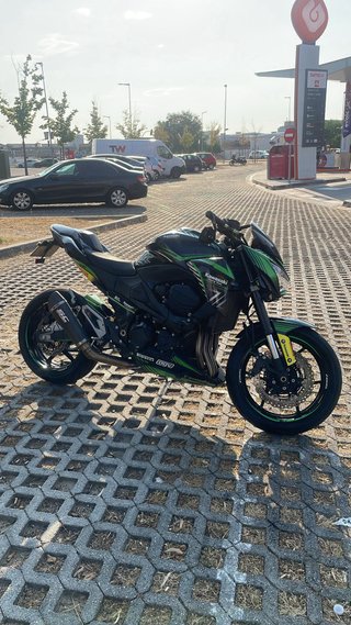 Kawasaki Z800e
