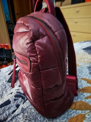 Mochila BELLA JONNAT granate mujer nueva etiqueta.