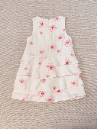 Vestido blanco flores rojas de A L'Heure Anglaise