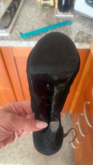 Sandali spuntati neri