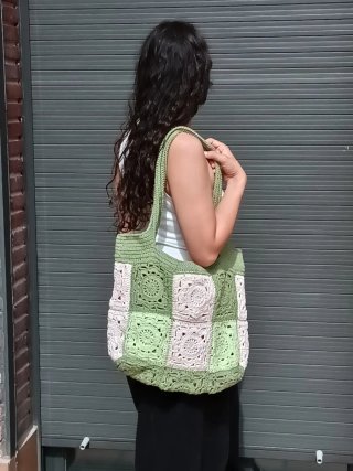 Bolso APRIL de la colección PRIMAVERA 2026