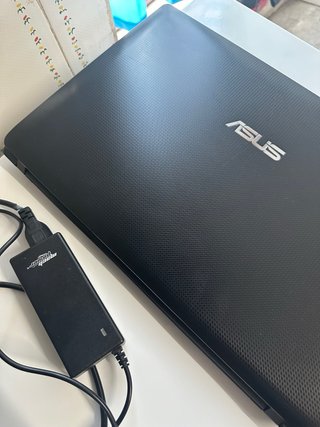 Portatile Asus X54C nero con problemi