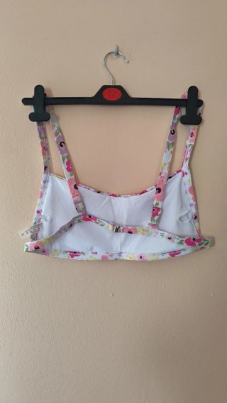 Bikini floral rosa y blanco Talla XL